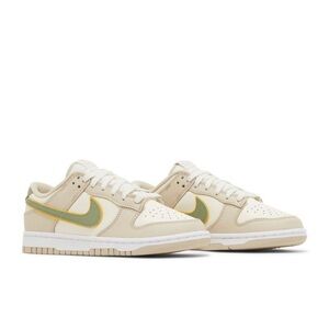 Nike Women's Beige and Olive Sneakers